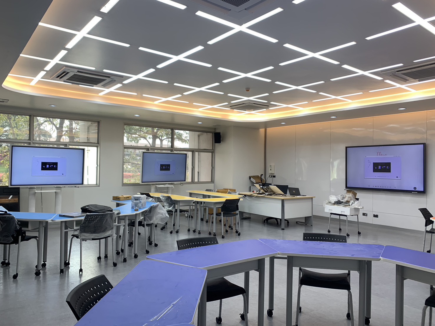 ห้องเรียนอัจฉริยะ 2